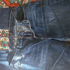 Lucky brand jeans brook skinny- fits like an 8